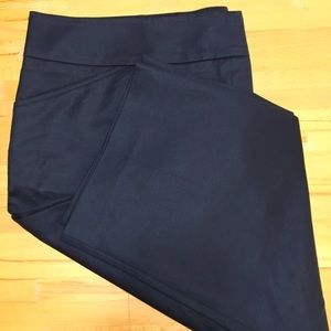 LIKE NEW!  Dana Buchman black capris.  Only worn a few times.  Washed and ready